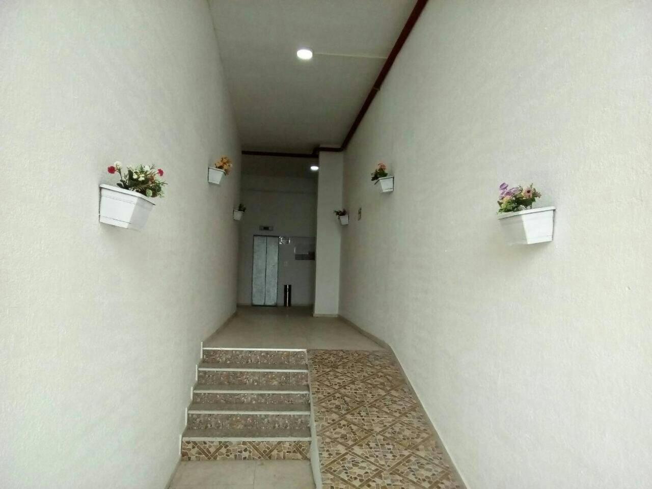 Apartment Miracle Batumi Exterior photo
